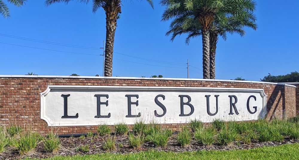 Leesburg, Florida Sign