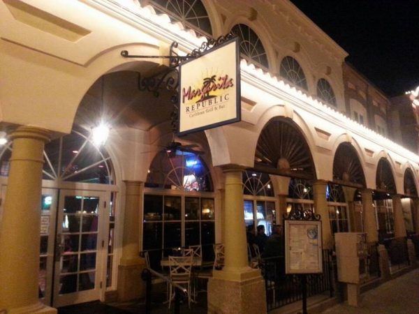 Leesburg man whose pants fell down arrested at popular night spot in The Villages