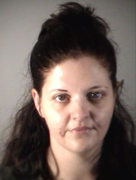 Leesburg woman nabbed on drug charges in traffic stop at mall