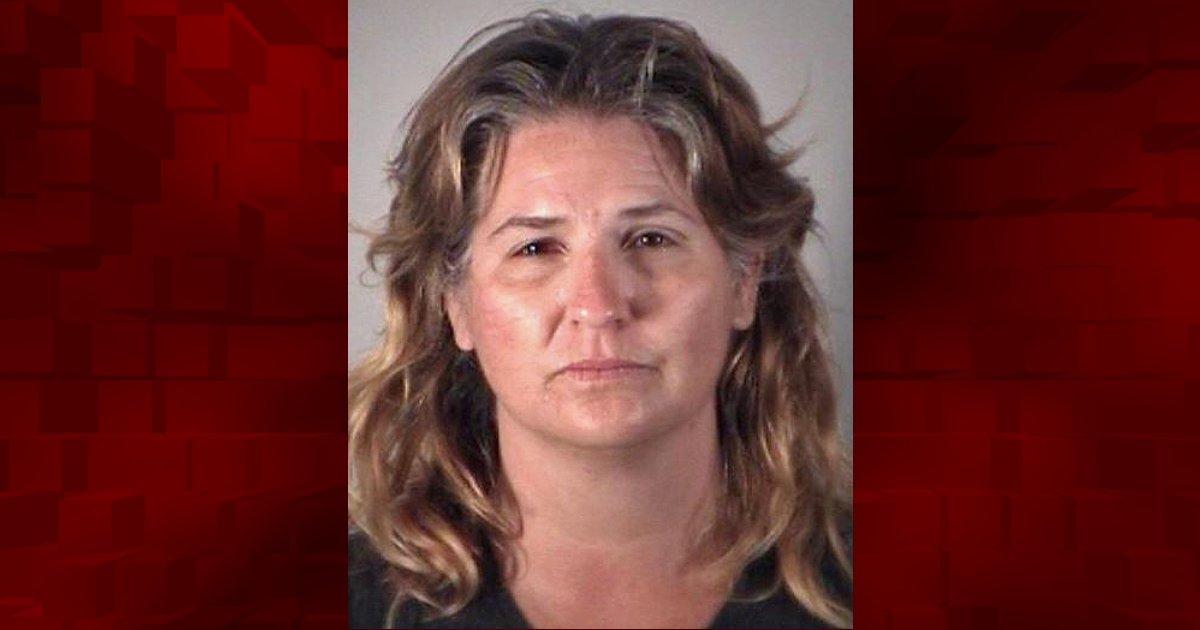 Leesburg woman caught with meth during traffic stop in Eustis
