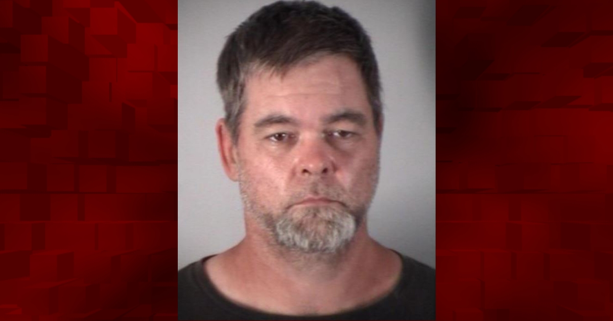 Convicted Leesburg child molester fails to report job at thrift store