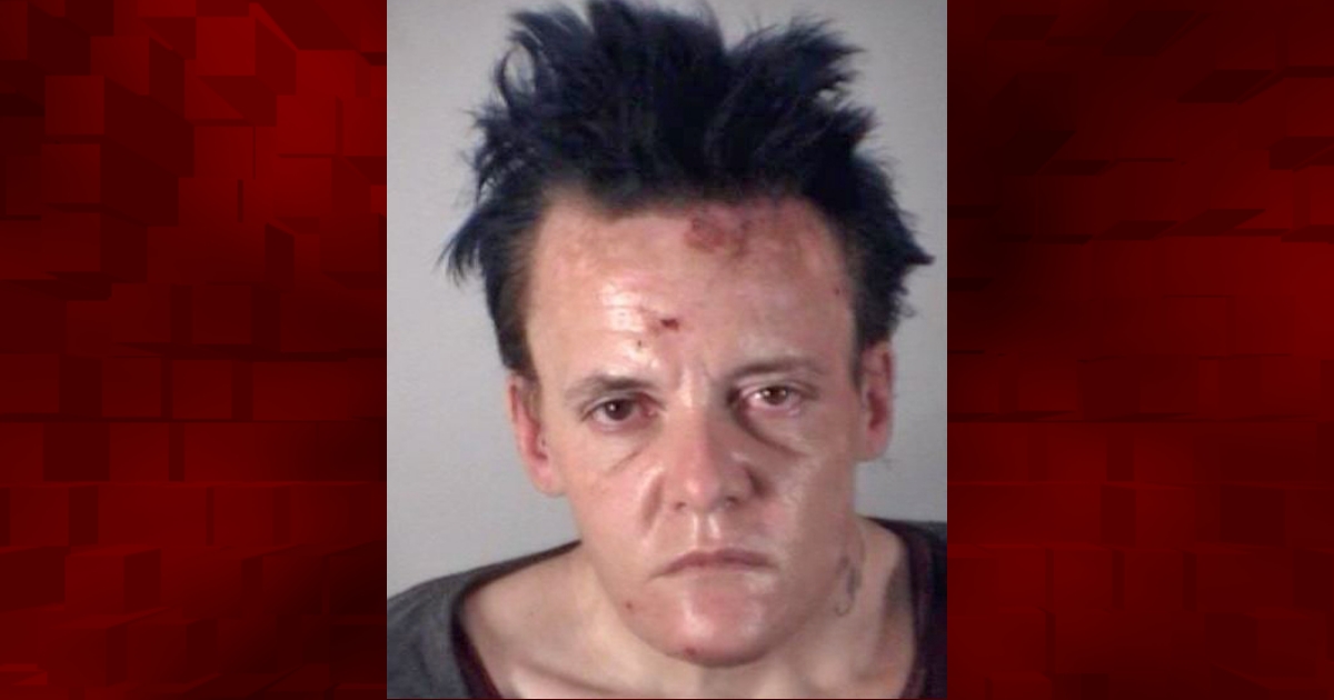 Leesburg woman caught with heroin in 7 Stars parking lot
