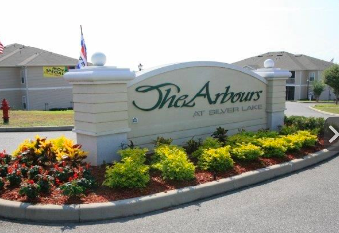 Arbours of Silver Lake Apartments