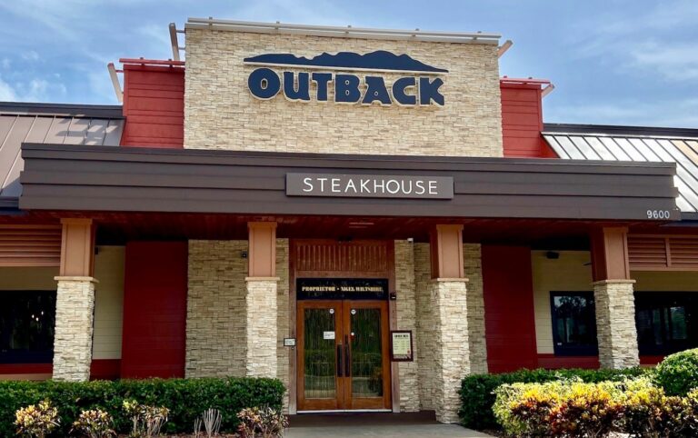 Tipster calls 911 to report intoxicated diner at Outback Steakhouse in Leesburg
