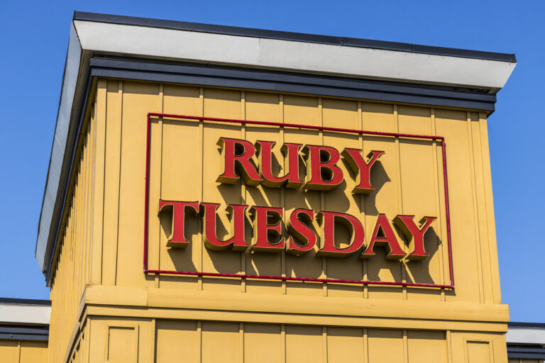 Kokomo Circa August 2017: Ruby Tuesday Casual Restaurant Location. Ruby Tuesday is famous for its Salad Bar III