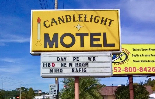 Candlelight Motel