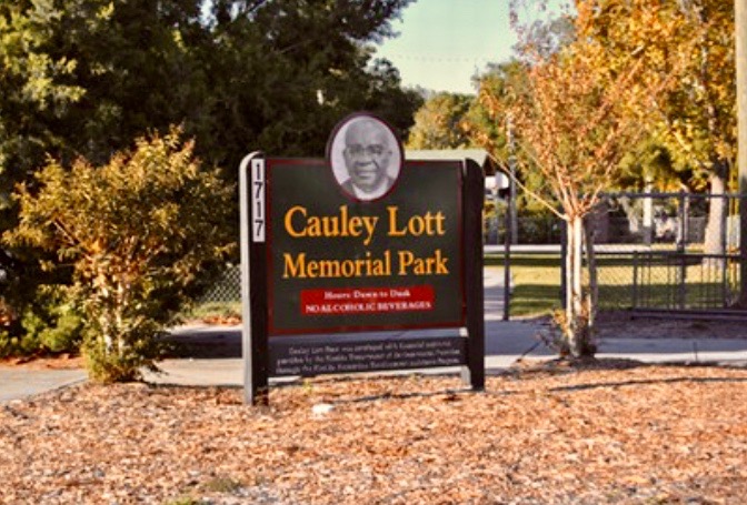 Caulet Lott Memorial Park in Mount Dora