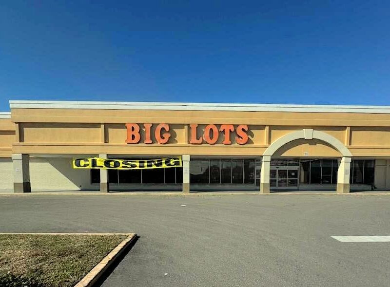Big Lots closing location in Leesburg