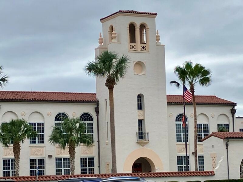Leesburg High School