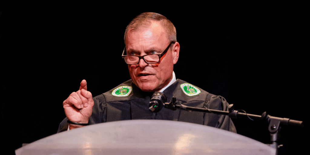 COM News LSSC Commencement Sheriff Grinnell