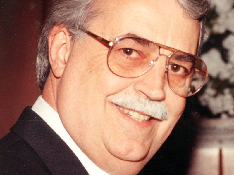 Robert L. Gregory