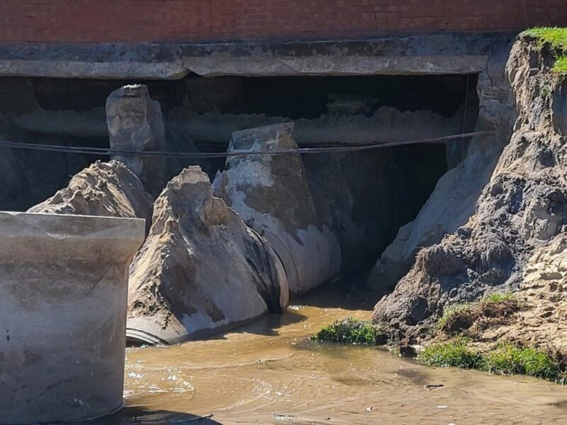 Bridge Collapse Spring Ridge Estates Area