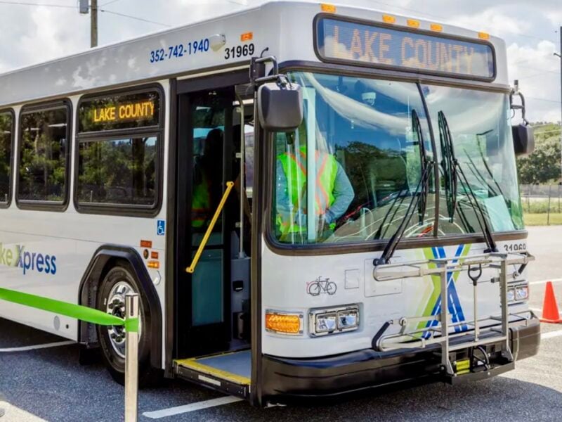 Suspected shoplifter with stolen merchandise from Walmart hops on bus in getaway