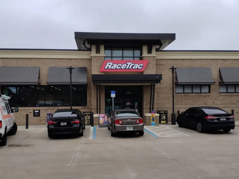 RaceTrac at 404 U.S. Highway 27 in Minneola